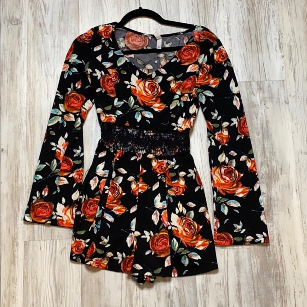 💜Floral romper